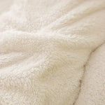 Cloud-Soft - Breathable Blanket for Cozy Warmth