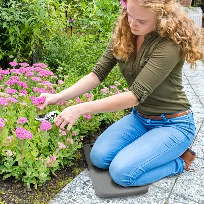GardenComfort – Comfortable kneeling for undisturbed gardening