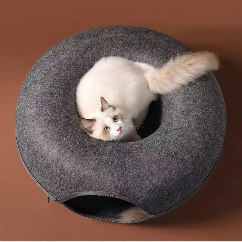 Interaktive Katzenhöhle in Donut-Form