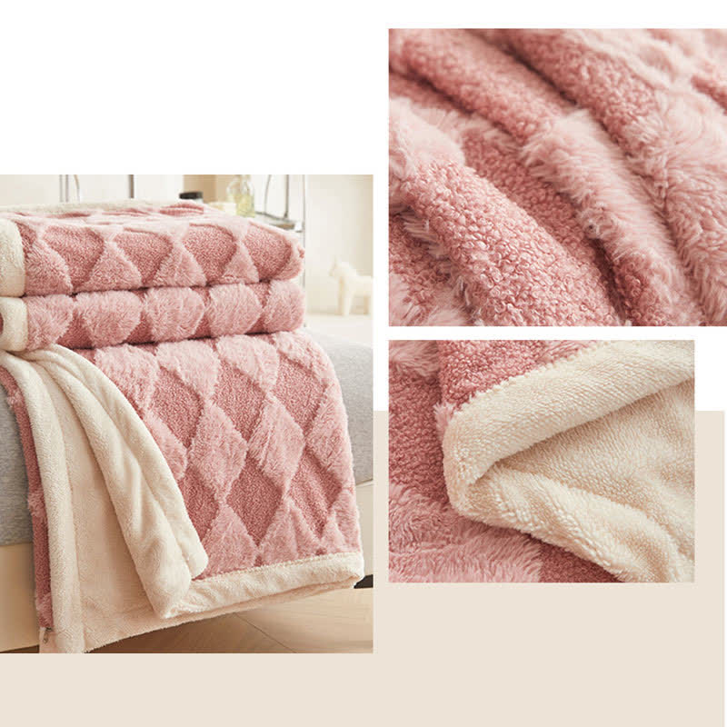 Luxurious Velvet Blanket – Soft and Warm for Any Occasion