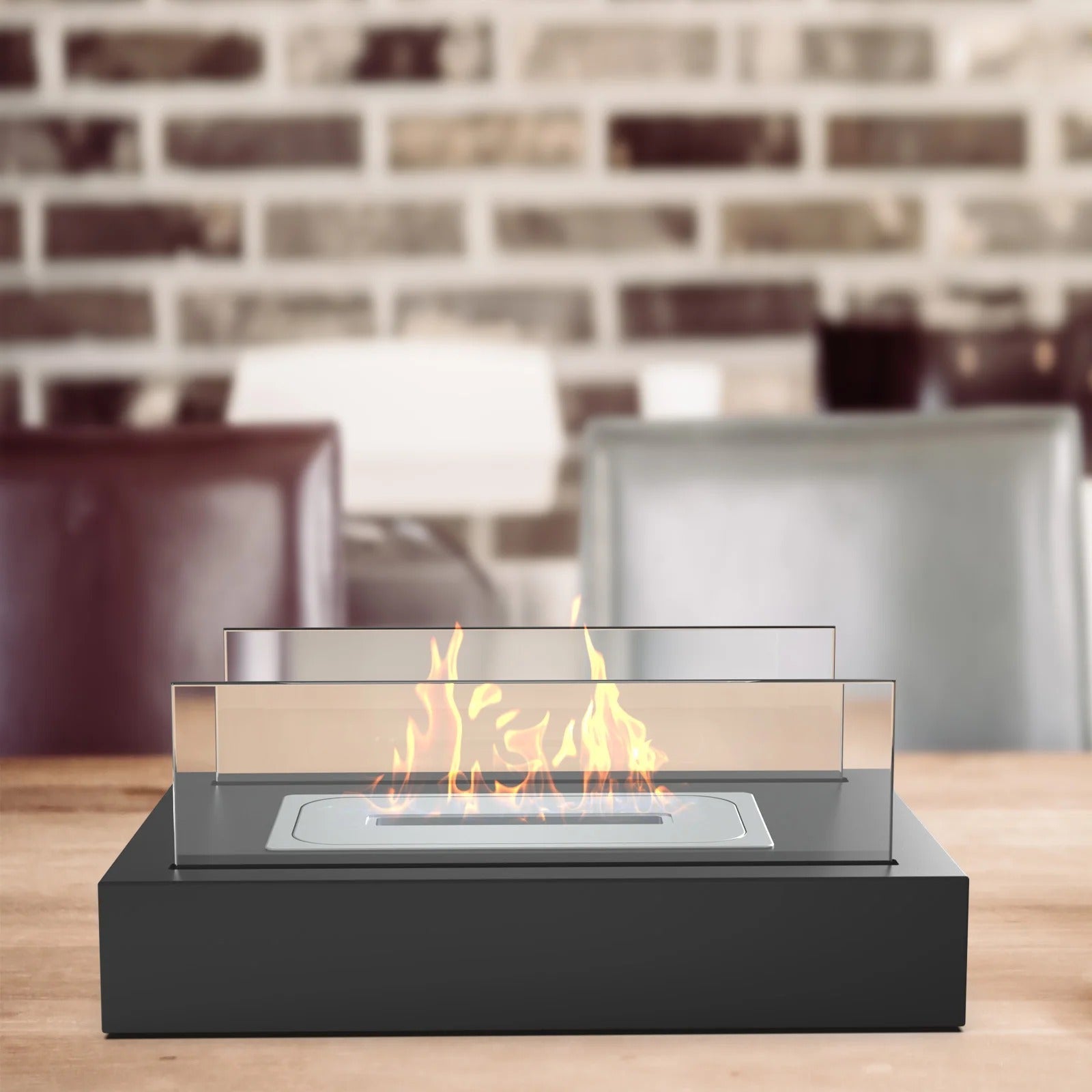 Eleganter Tischkamin für Terrasse und Balkon mit Bioethanol