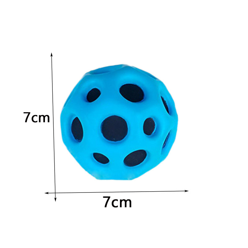 Federnder Spielball für sanftes Zurückprallen