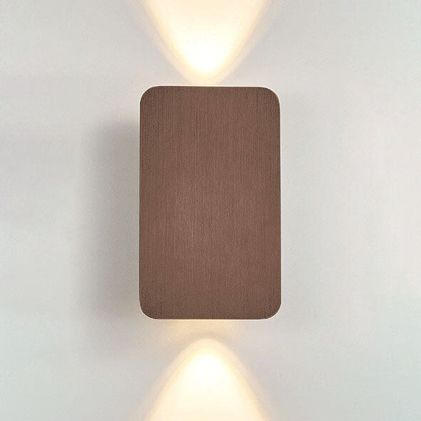 Elegante LED Wandleuchte – Effiziente Beleuchtung für Flure und Treppen