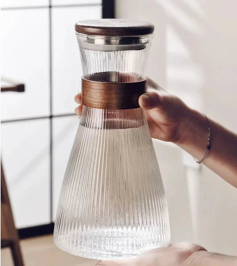 Transparente Glaskaraffe – Hitzebeständiger Wasserkrug mit Deckel