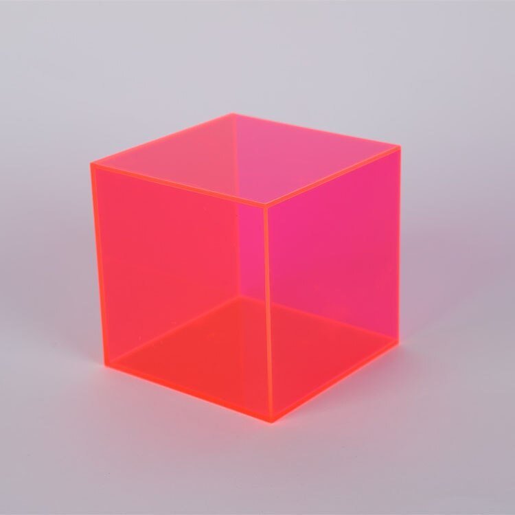 Bunte Acryl-Vitrine für Sammlerstücke und Zubehör – Displaybox