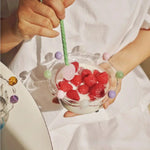 Farbenfrohe Dessertschüssel in Kronenform - Nachhaltiges Glasdesign