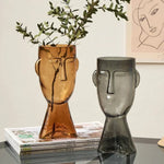 Dekorative Vase in Glasform eines Kopfes für moderne Einrichtung