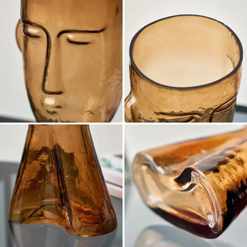 Dekorative Vase in Glasform eines Kopfes für moderne Einrichtung