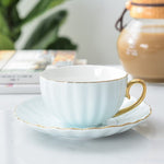 Kreative Tasse mit Untertasse aus Porzellan – Niedliches Design