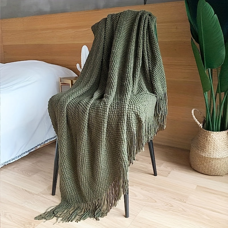 Leichte Strickdecke mit Quasten – Stilvolle Kuscheldecke für Ihr Zuhause