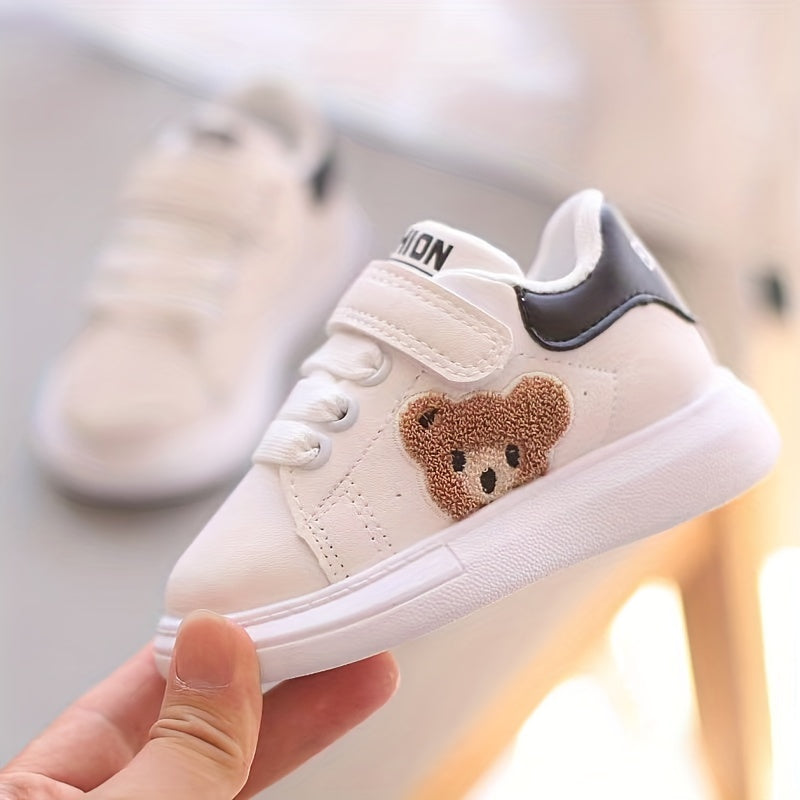 Lauflernschuhe für Kleinkinder mit aktiver Unterstützung