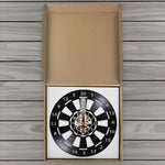 Vintage Wanduhr mit Dartboard und DartGlow Design