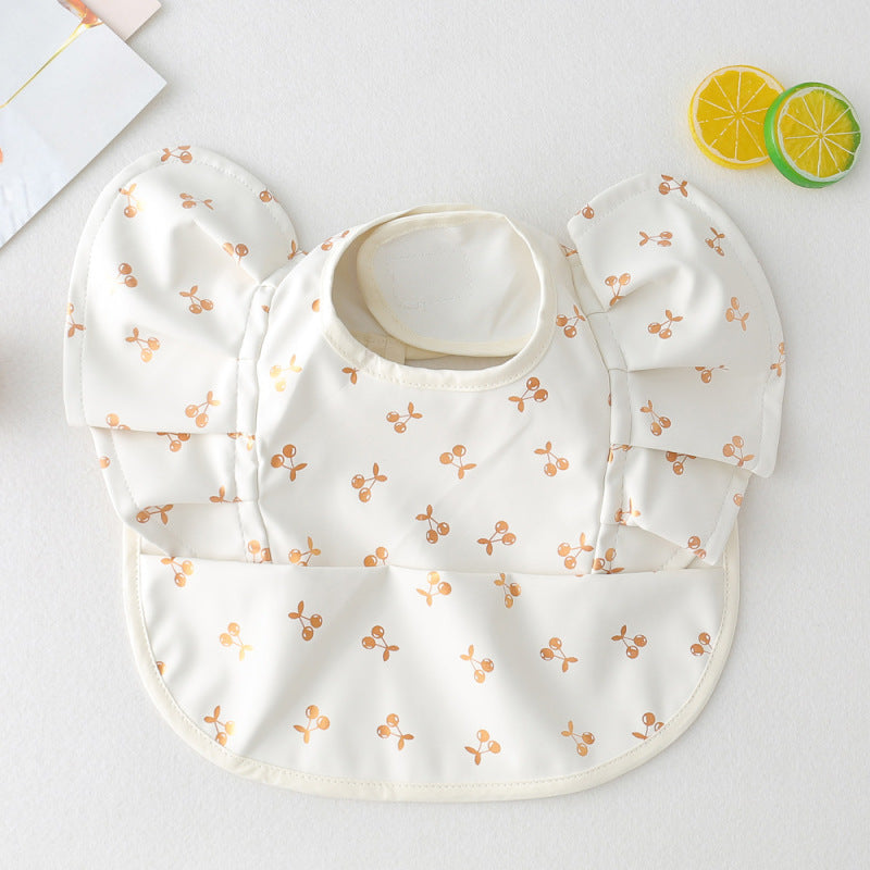 Wasserdichtes Esslätzchen für Babys mit Ärmeln und Auffangtasche