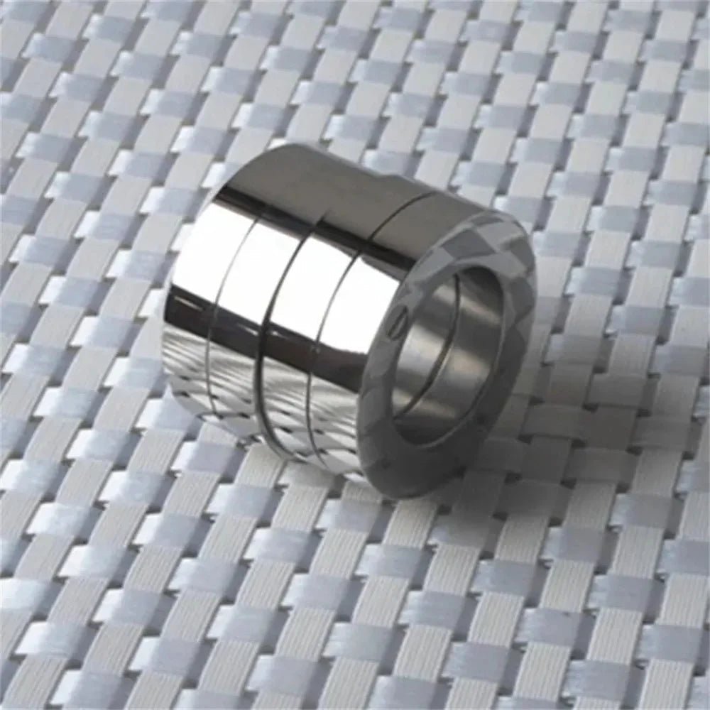 SchutzRing | FLEXIBLE SELBSTVERTEIDIGUNGS-RING MIT ROTIERENDEM DESIGN