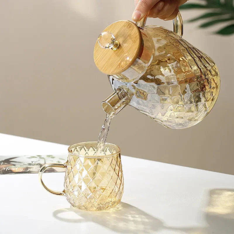 Hitzebeständige Glas-Wasserkocher mit diamantstrukturierter Oberfläche