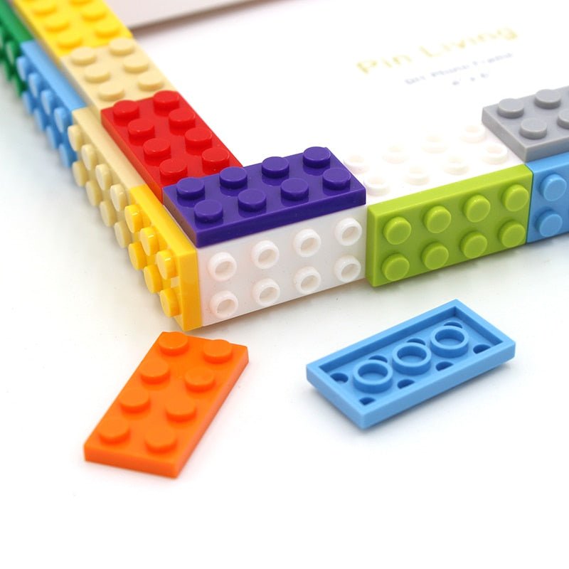 Moderne Fotohalterung aus Bauklötzen für Kinder zum Selberbauen