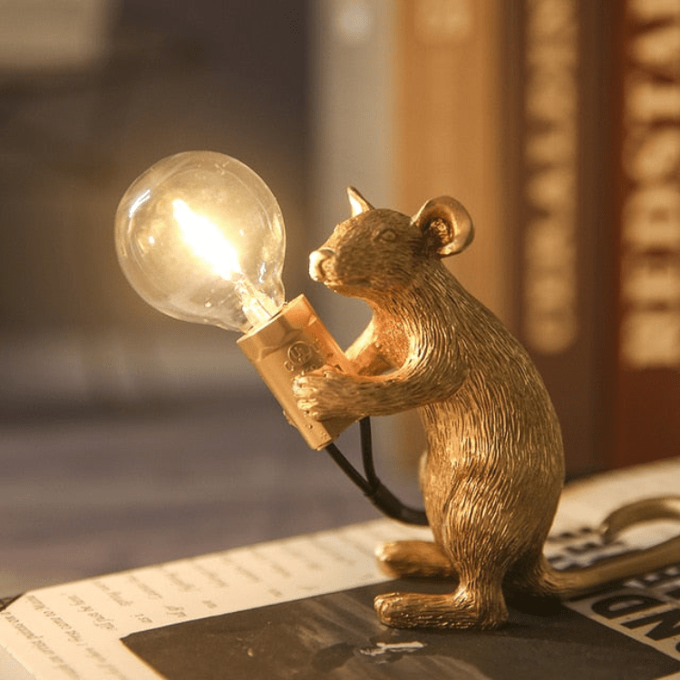 Mäuserich | Verspielte Designerlampe für Tisch und Regal