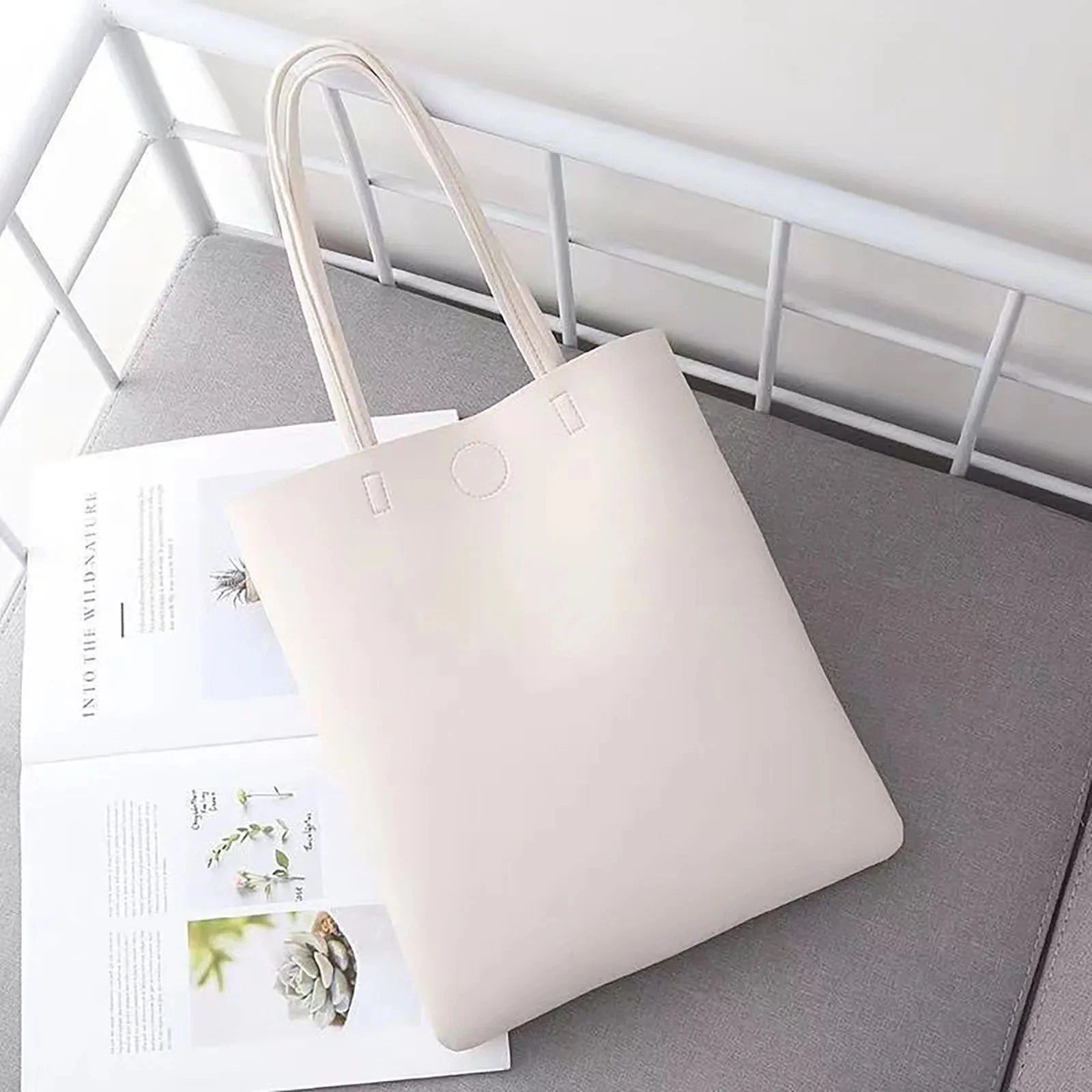 Stylische Umhängetasche mit großem Platzangebot