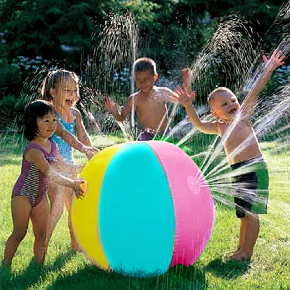 Wasserball für erfrischenden Spaß an heißen Sommertagen