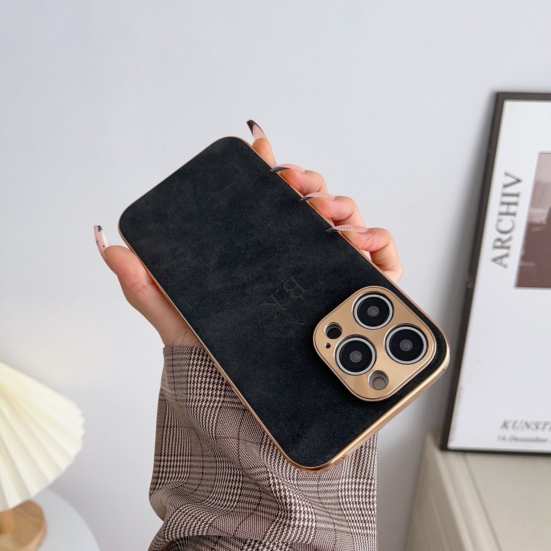 Luxuriöse Schutzhülle für iPhones aus feinstem Leder | Luminex