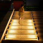 Solarbetriebene Treppenlichter für den Außenbereich – Warmweißes LED-Licht, Set mit 4 oder 10