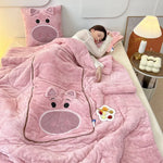 Softer Komfort: Die multifunktionale Kuscheldecke-Kissen-Kombination