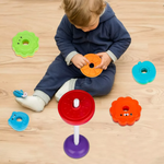 Bunter Stapelturm für kreativen Spielspaß