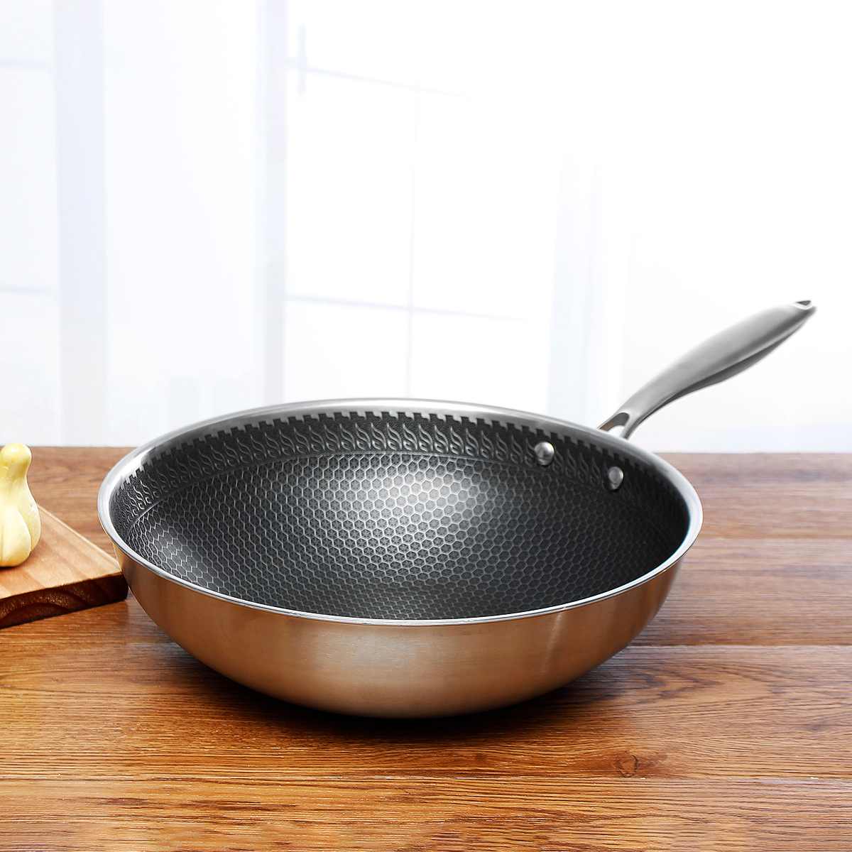 Stainless Steel Frying Pan with Non-Stick Surface for Effortless Cooking