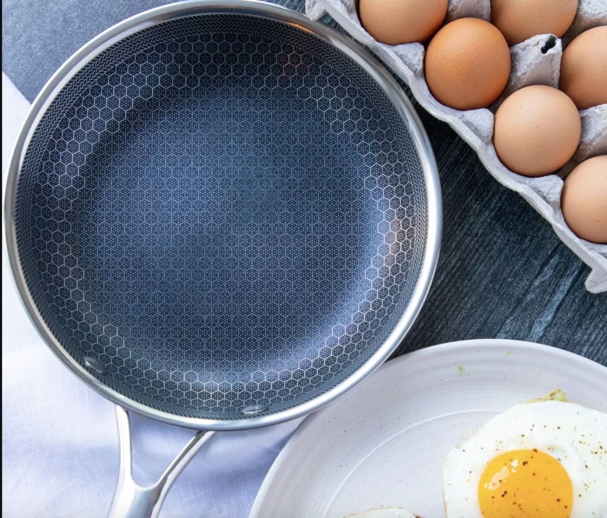 Stainless Steel Frying Pan with Non-Stick Surface for Effortless Cooking