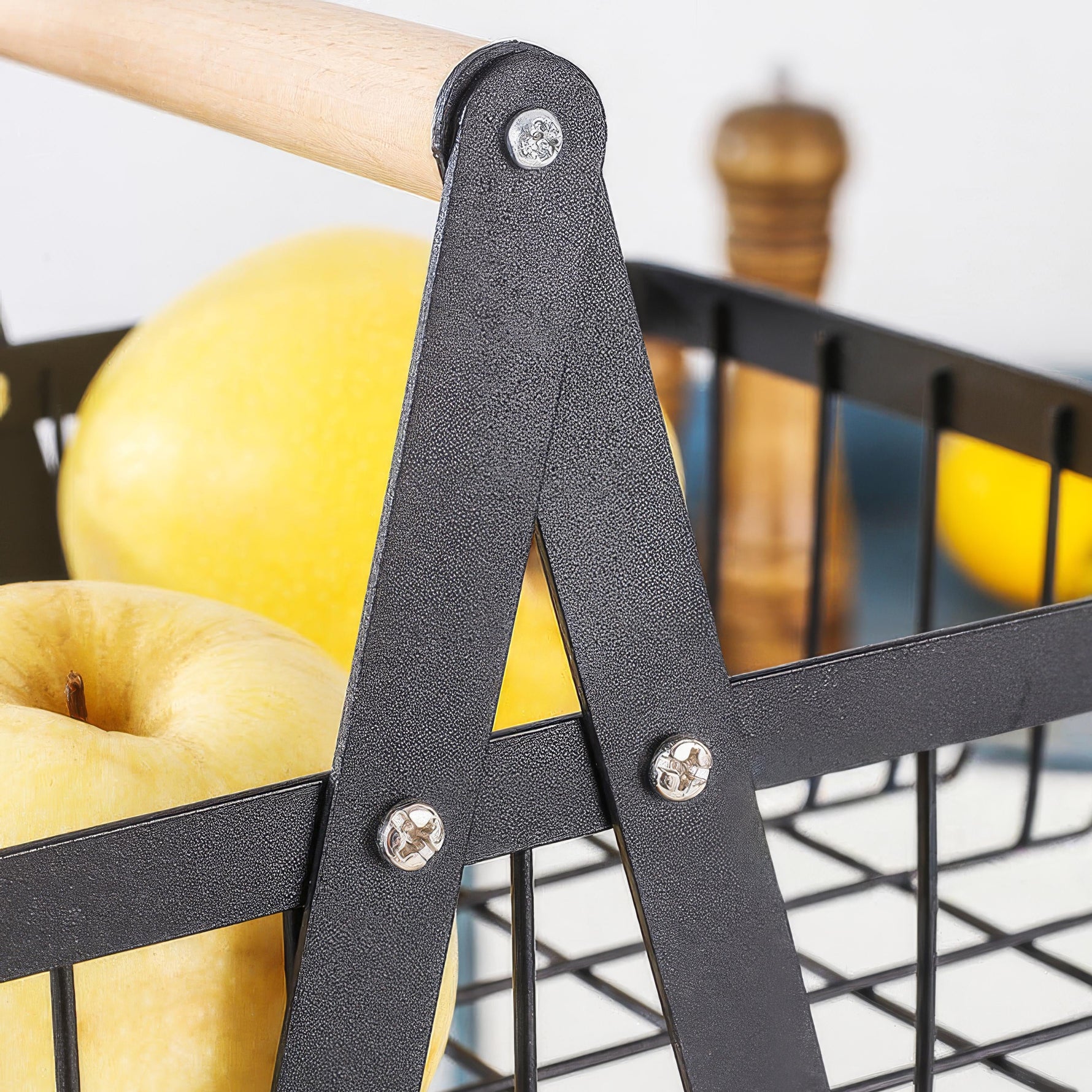 Praktischer Obstkorb aus hochwertigem Stahl für Ihre Küche