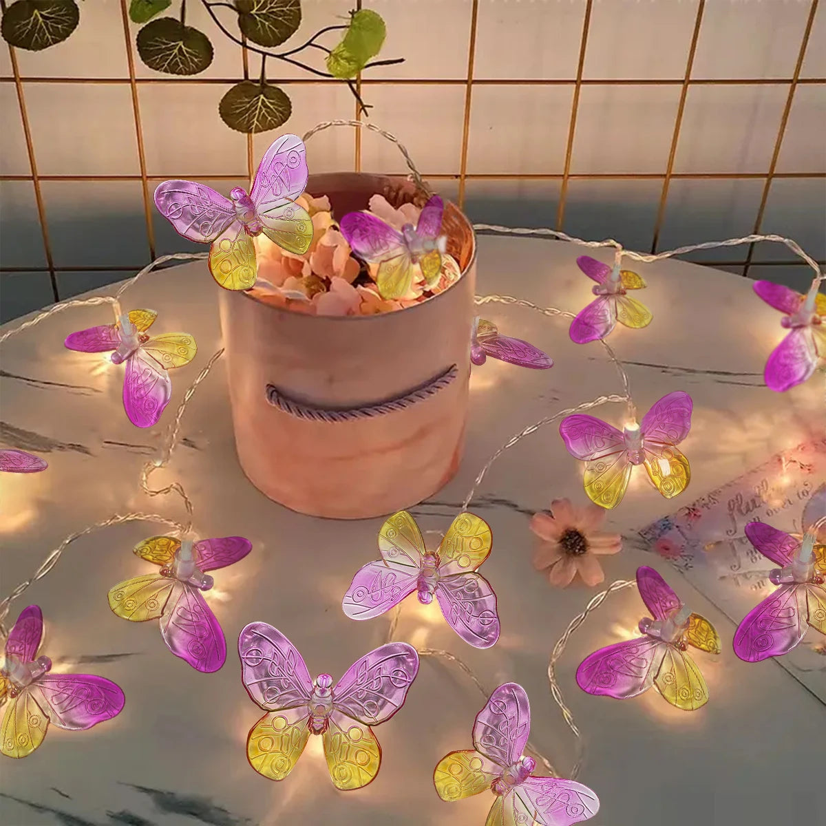 Sonnige Schmetterlingslichterkette | 10 oder 20 LEDs | Romantische Deko für Zuhause und Garten