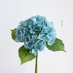 Eternal Floral Splendor - Maintenance-Free Artificial Flowers for Every Room
