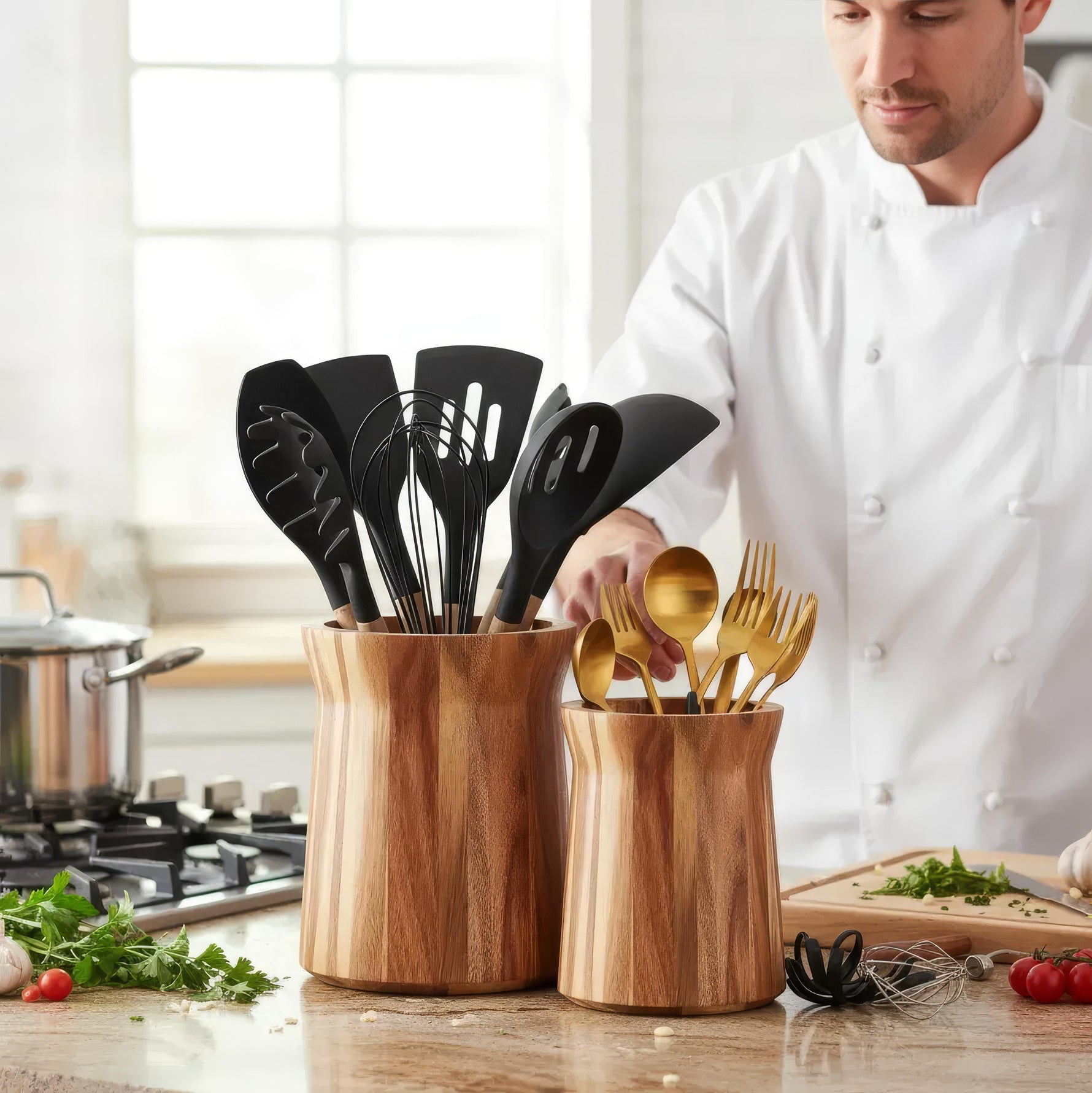 Küchenheld – 360° drehbarer Utensilienorganizer