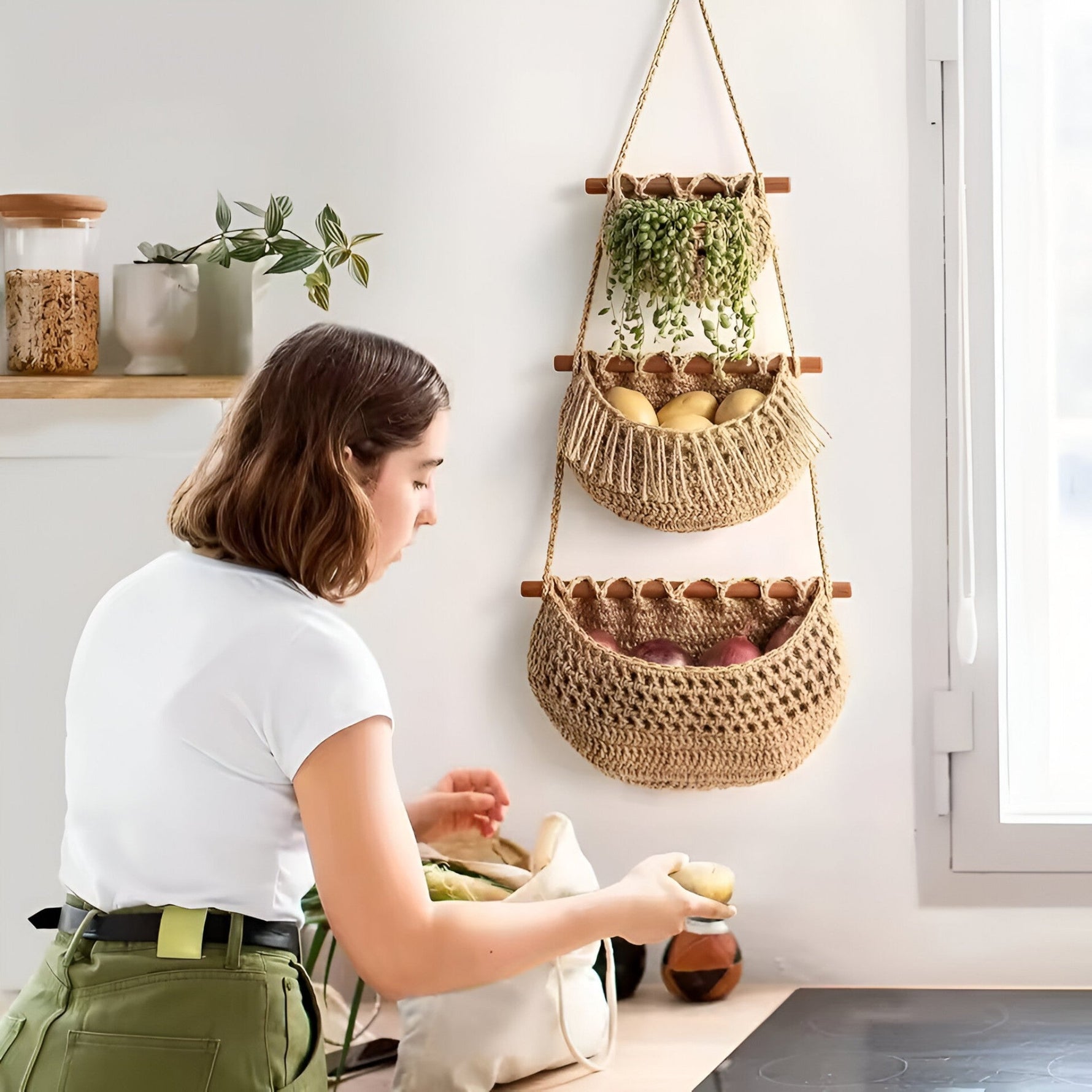 Kitchen Rules: Fruit basket for fresh food
