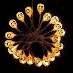 Fröhliche Kürbislichter für Halloween-Atmosphäre