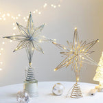 Festlicher Goldstern mit LED-Beleuchtung für den Weihnachtsbaum