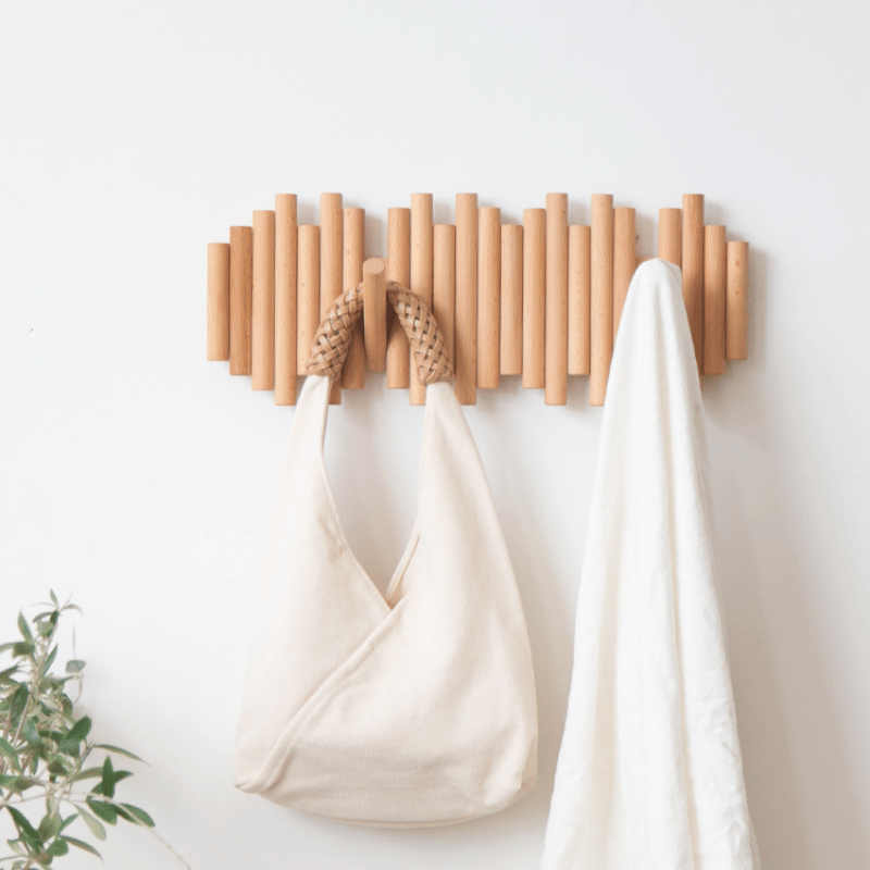 Nordic Charm - Vielseitiges Wandregal aus Buchenholz