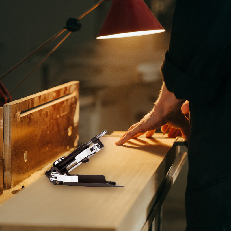 Präziser Schnitzmesser mit flexibler Spitze für Handwerker