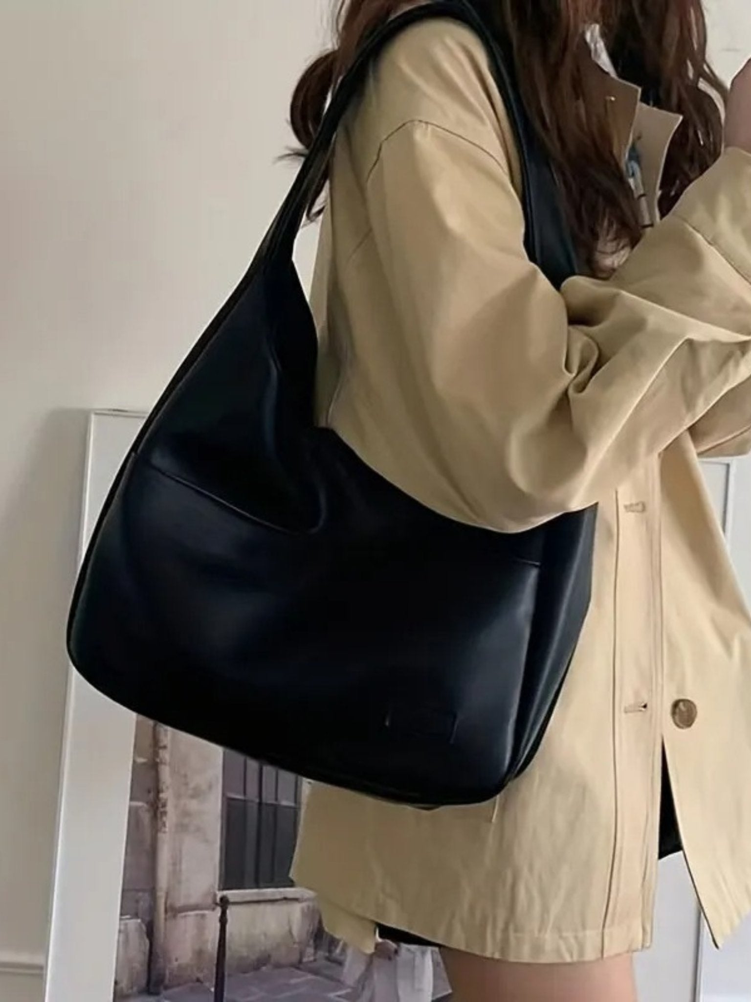 Stilvolle Schultertasche aus feinstem Leder für jeden Anlass