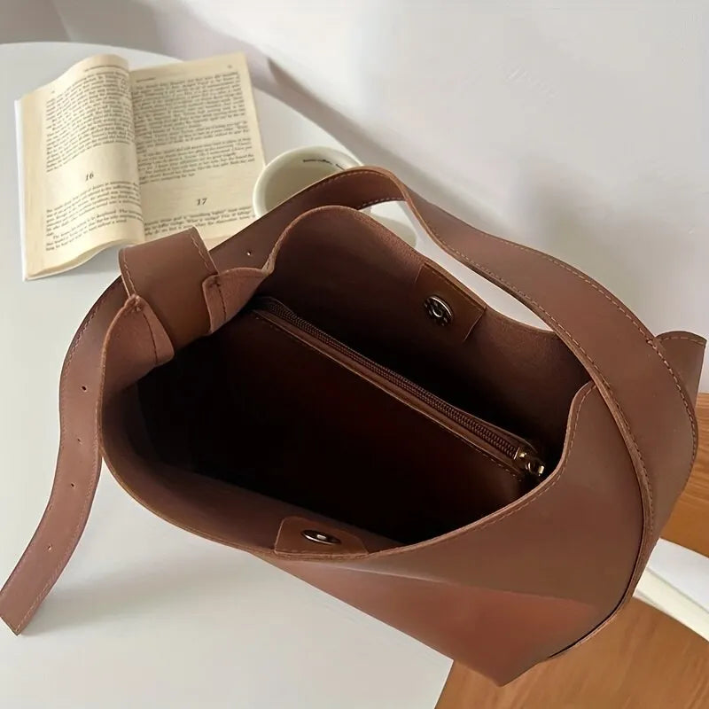 Versatile Shoulder Bag for Women - Stylish Everyday Use