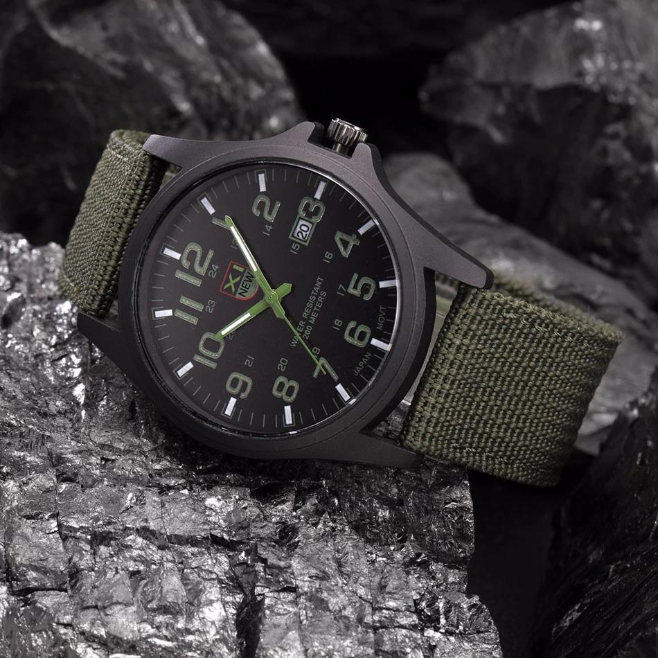 Robuste Armbanduhr für Outdoor-Enthusiasten – Militärstil