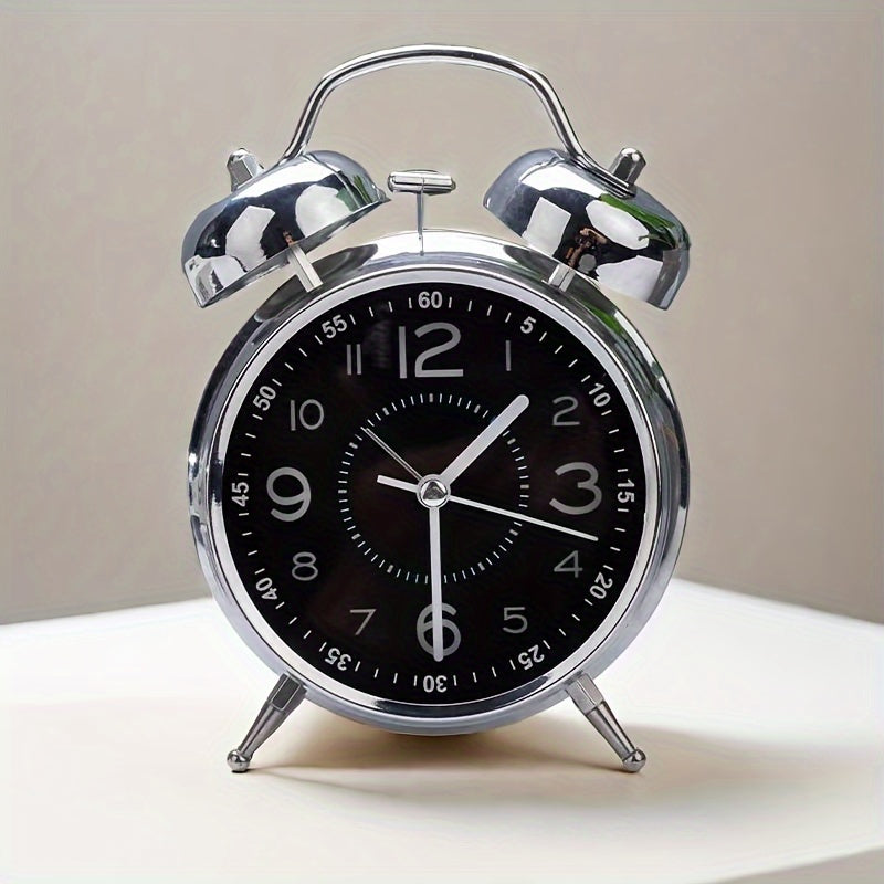 Klassische Metall-Weckeruhr mit Glockenoberteil für pünktliches Aufwachen