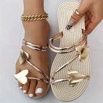 Elegante Sandalen mit Herz-Applikationen und Metallriemen