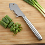 Precise vegetable peeler for perfect julienne strips