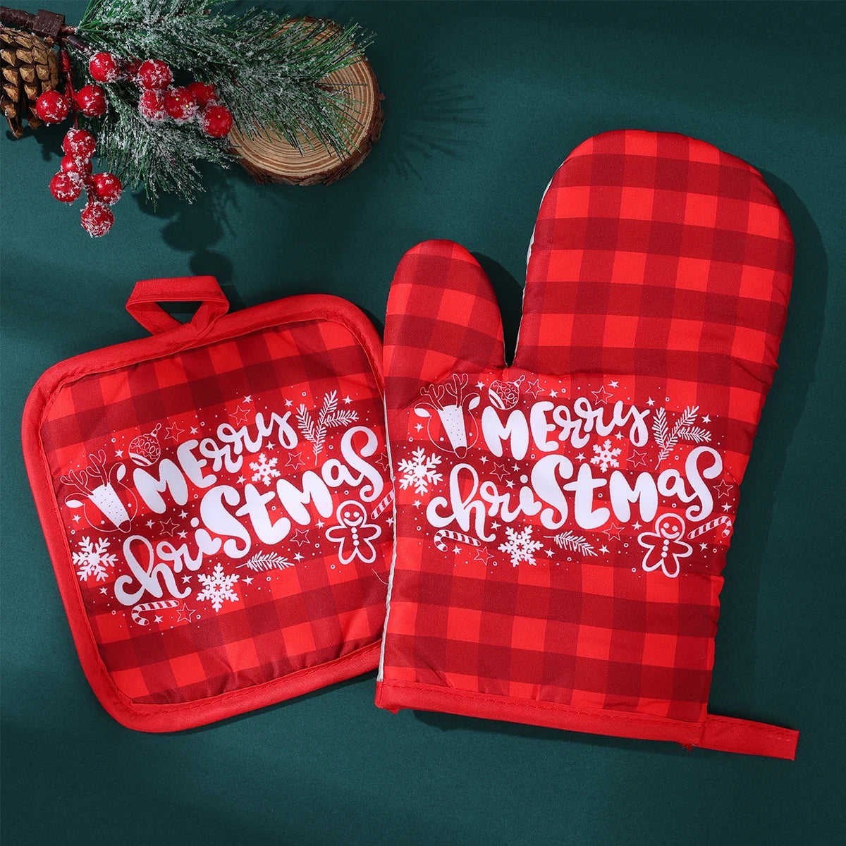 Festive Oven Mitts for the Christmas Season | MaxHeat Duo