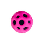 Federnder Spielball für sanftes Zurückprallen