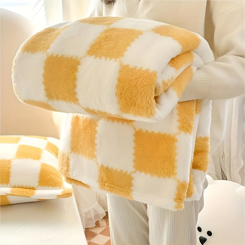Classic Plaid Blanket – Soft, Warm, and Versatile for Home and On the Go