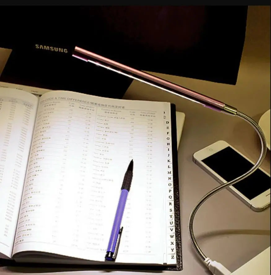 FlexiLight USB LED Leselampe | Flexibler Schwanenhals & 10 LEDs | Tragbares Licht für Laptop & Powerbank