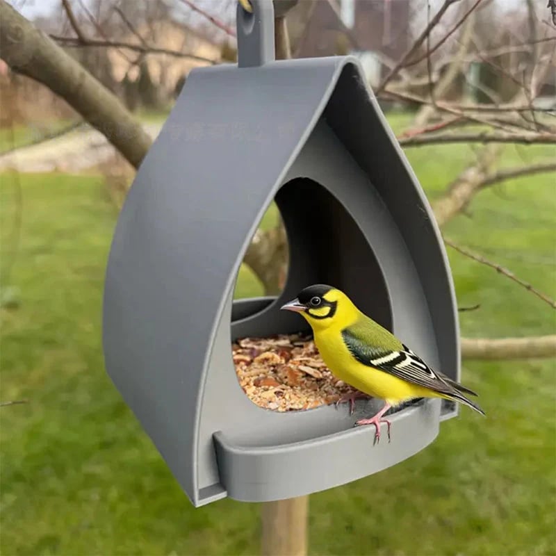 Bird Paradise – Attract more birds with fresh seeds