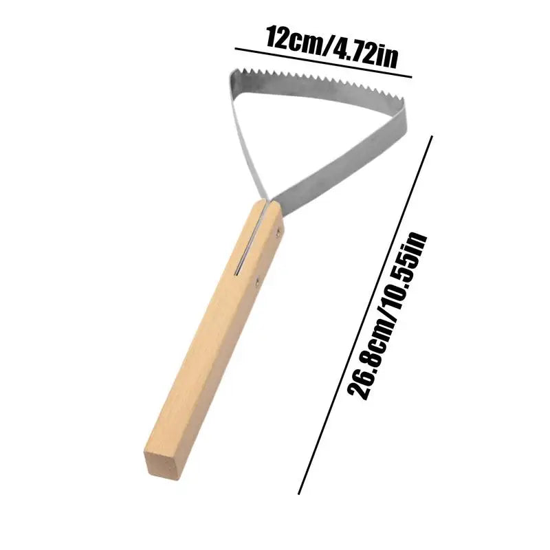 GrünProfi Triangular Garden Scraper | Metal Blade with Wooden Handle 26.8 x 12 cm
